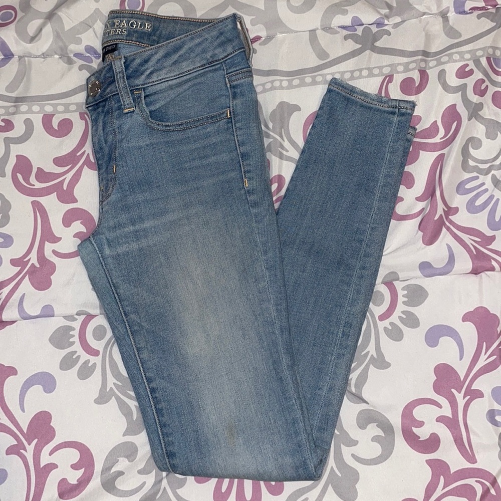 AEO Light Wash Jeans